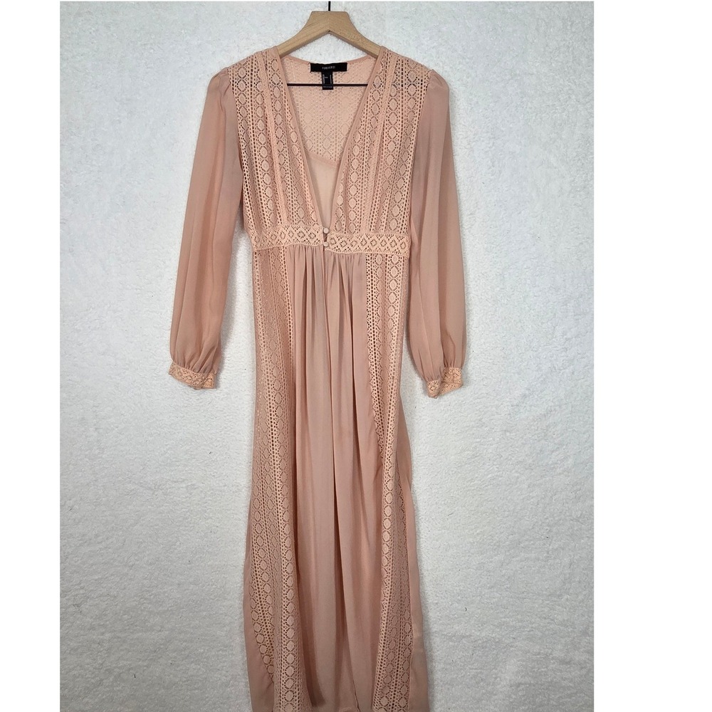 Forever 21 Pink Eyelet Crochet Lace Maxi Dress Boho V-Neck Blush S‎ Indie Fairy